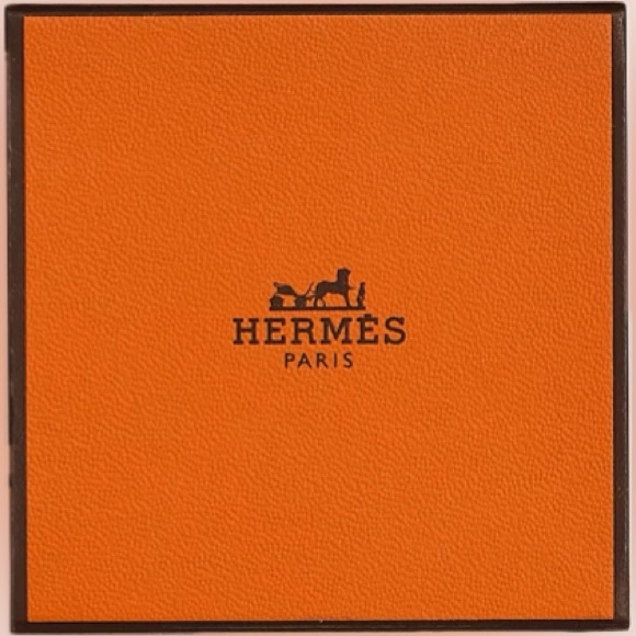 Rose Hermès Silky Blush Powder - 37 Rose Poivre NWT - Picture 4 of 4